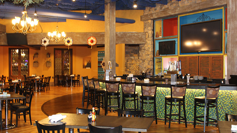 the lucky taco restaurant photo